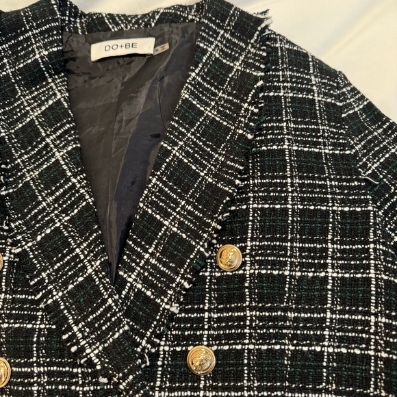 Tuckernuck DO+BE Plaid Tweed Blazer - Picture 3 of 4